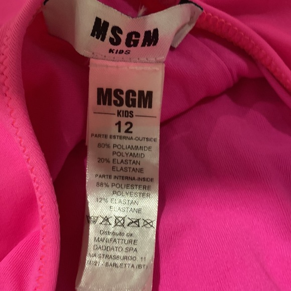 Swimsuit - Picture 2 of 3